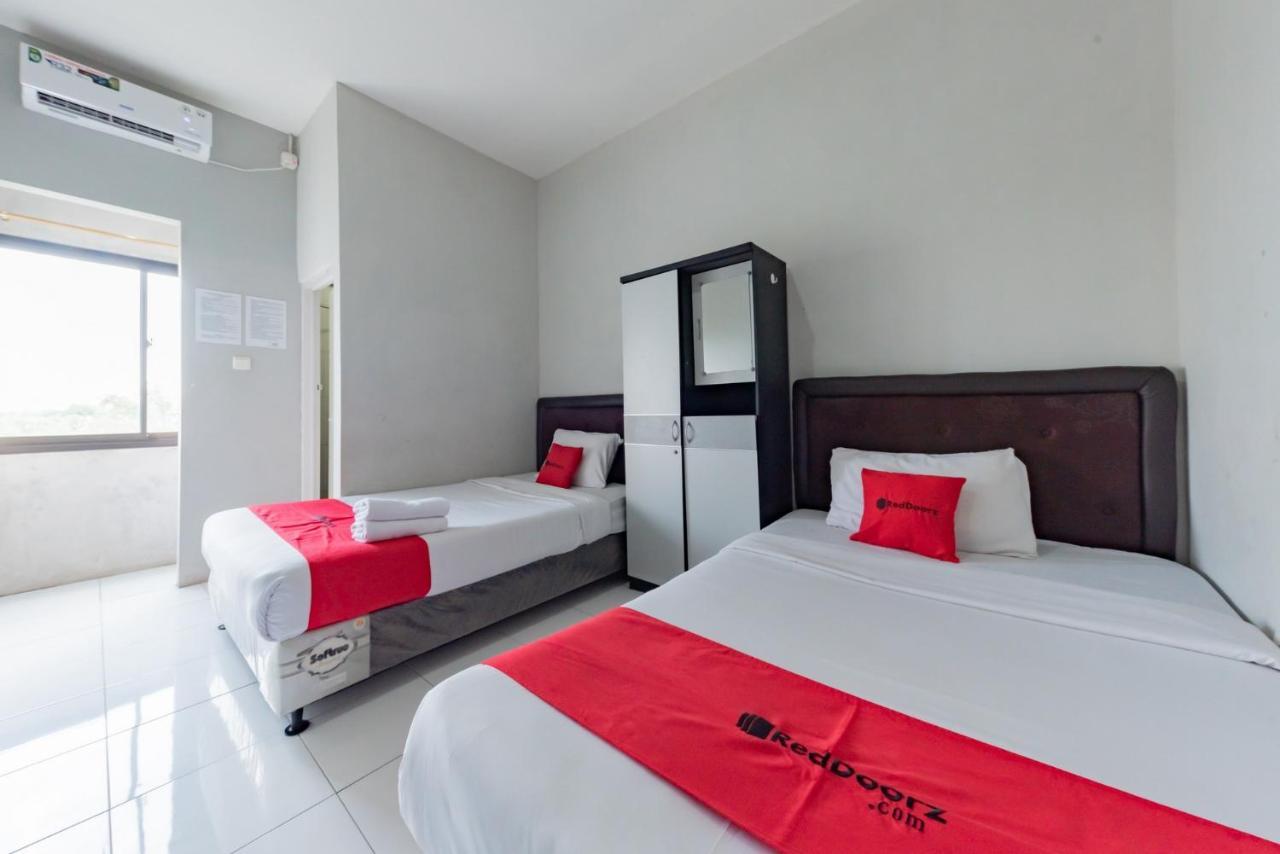 Reddoorz Syariah Near Rs Hermina Sukabumi Buitenkant foto